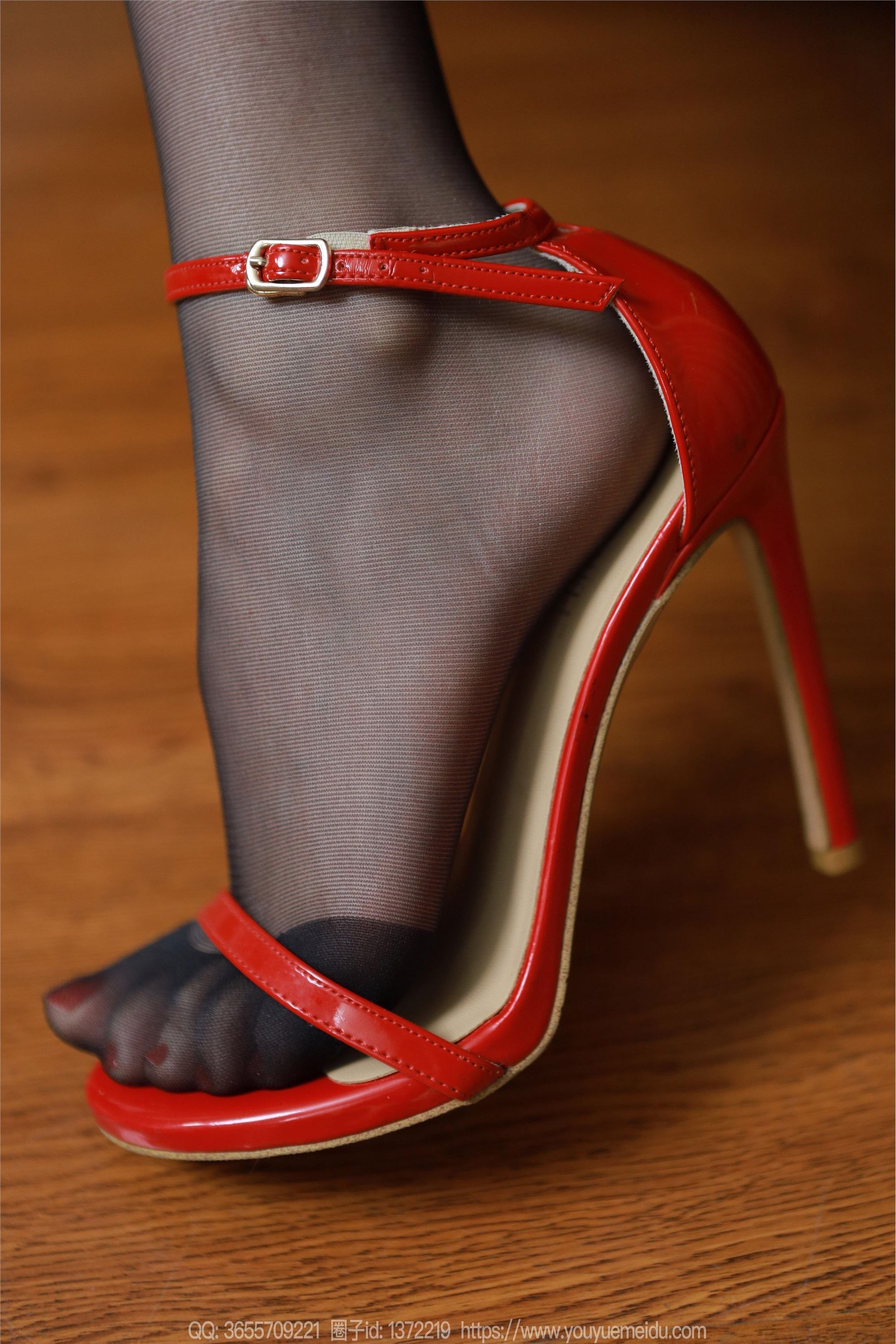 IESS异思趣向  2024.08.18 丝享家 1822 团团《红色高跟鞋（上）》